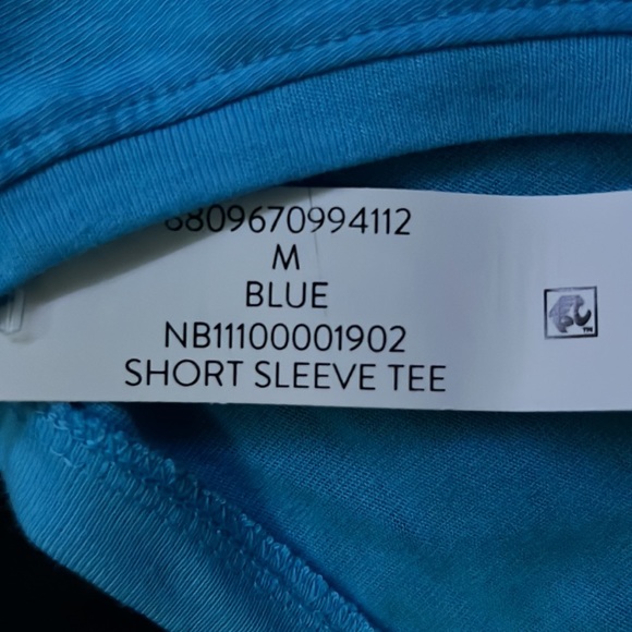 T-Shirt - Picture 3 of 3